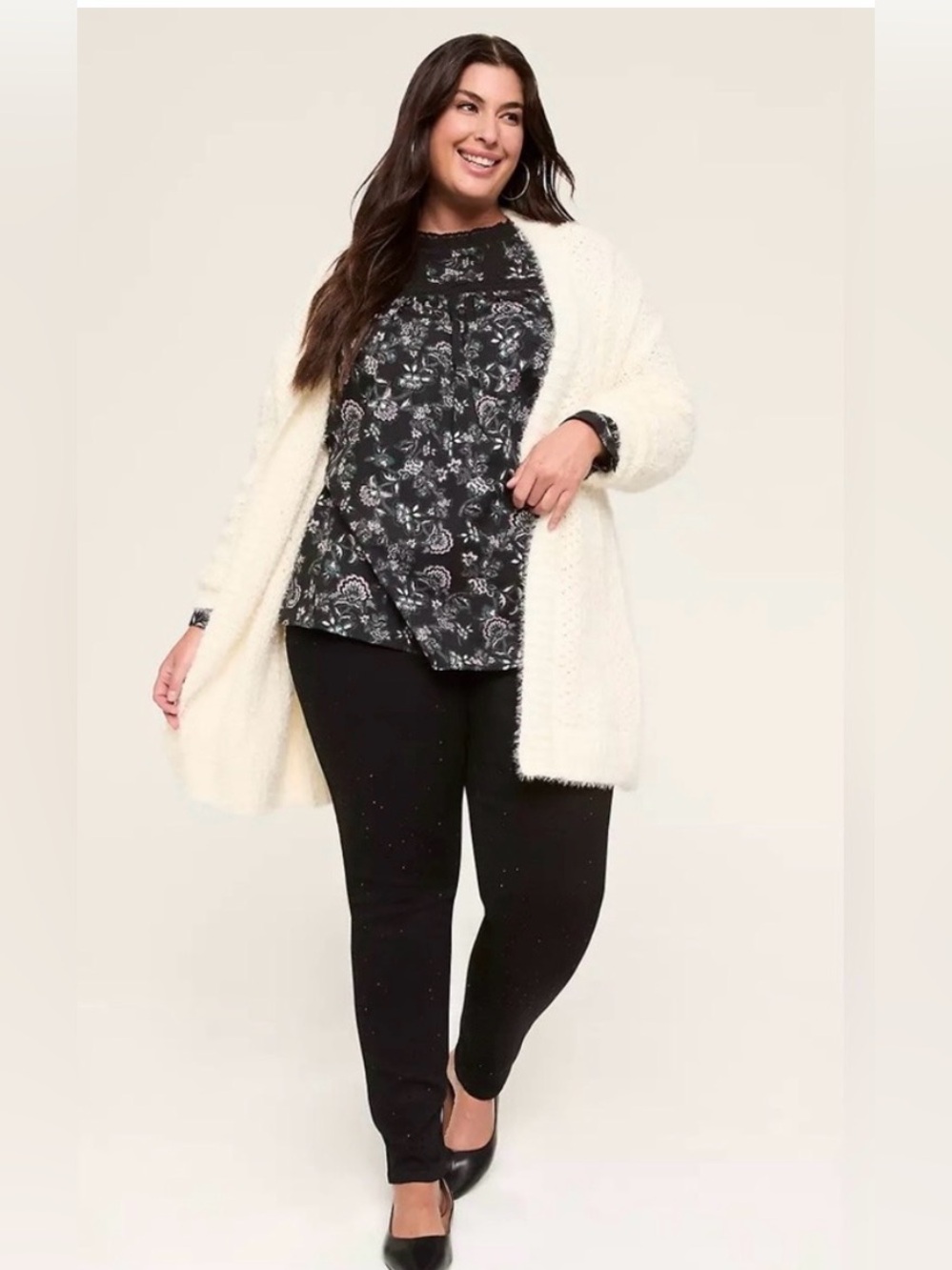 Lane Bryant Long Sleeves Floral Top
Size 18 New